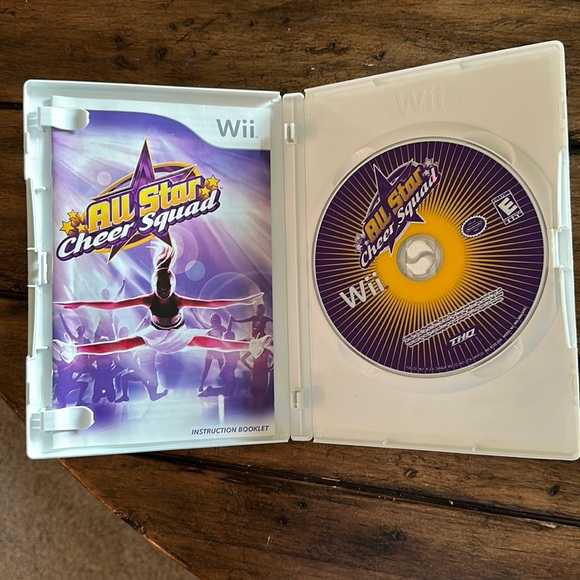 Lot of 3 Nintendo Wii Games - Karaoke, Rock and Dance - Picture 10 of 11